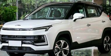 Бойся, Kia Seltos: JAC привез в Россию новый бюджетный кроссовер