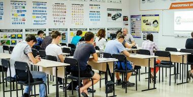 Как «пилят» миллионы бюджетных денег на обучении водителей