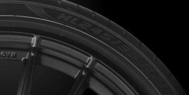Pirelli представила особую шину P Zero с высоким индексом нагрузки