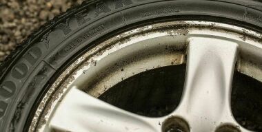 Как своими руками восстановить внешний вид литых дисков