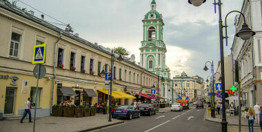 Московские водители призывают к бойкоту ресторанов, оккупировавших городские парковки