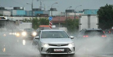Столичный Дептранс предупредил водителей о новых ливнях в Москве