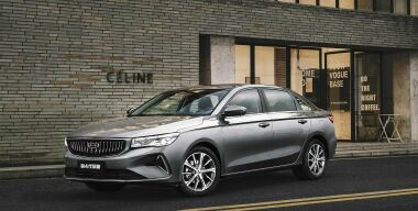 Geely показала недорогой седан Emgrand, который появится и в России