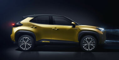 Lexus выпустит очень маленький кроссовер BX