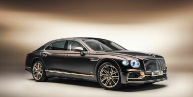 Bentley представила особую версию гибридного Flying Spur