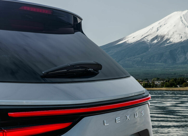 Изображение Названа дата премьеры кроссовера Lexus NX нового поколения