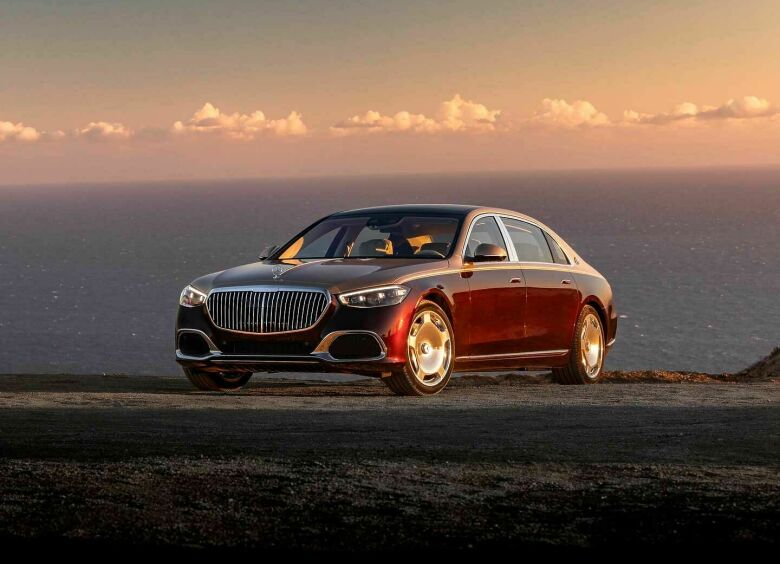 Изображение Mercedes-Maybach получит V12 и полный привод