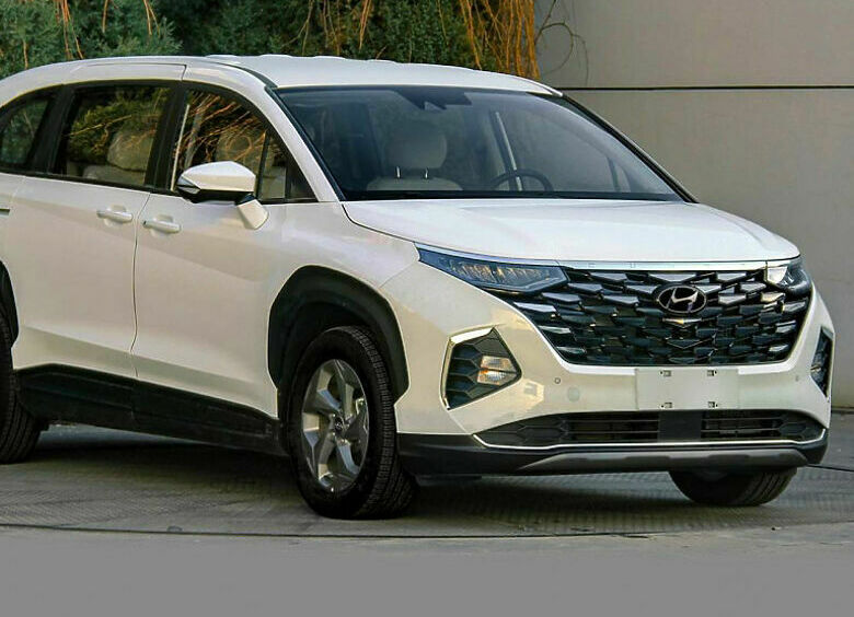 Изображение Hyundai выпустит большой семейный минивэн Custo