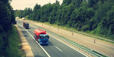 Под нагрузкой: почему профессиональные водители выбирают шины KAMA PRO