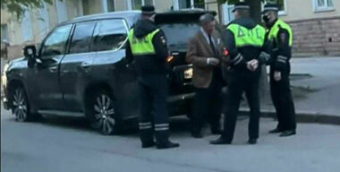 Пьяная езда или сердечный приступ: с сенатором Королевым случился скандал