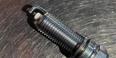 Свечи зажигания: оригинал или подделка