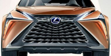 Lexus представит в России совершенно новую модель