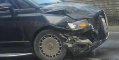 Один из первых минивэнов Aurus Arsenal разбили в ДТП