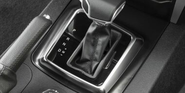 Почему возник ажиотажный спрос на автомобили с «автоматом»