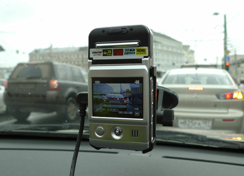 Изображение Почему владельцам автомобильных видеорегистраторов нужно обязательно возить с собой чеснок