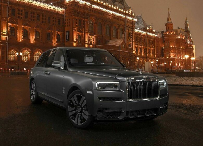 Изображение Четырем российским миллионерам привезли уникальные Rolls-Royce Cullinan