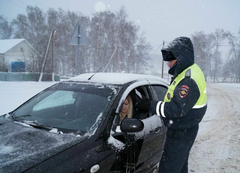 Изображение Каких штрафов ГИБДД водители перестают бояться в сильный снегопад