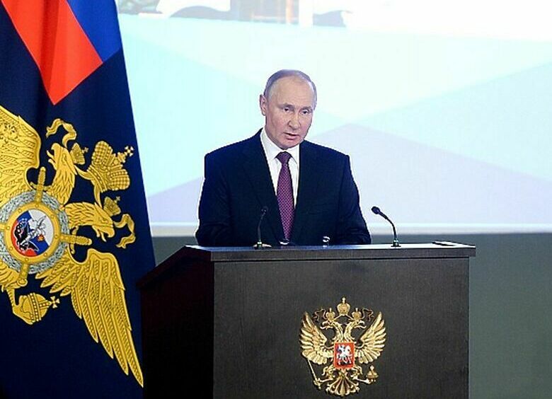 Изображение Владимир Путин поручил МВД «беспощадно» бороться с лихачами и алкоголиками