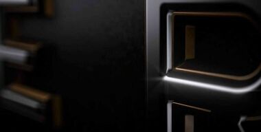 Jeep показал тизер нового кроссовера