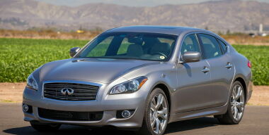 Зачем владельцам автомобилей Infiniti обязательно следует заглянуть в автосервис