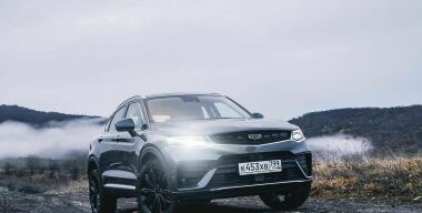 Почему в России возник ажиотажный спрос на кроссоверы Geely