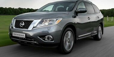 Японцы призывают российских владельцев Nissan Pathfinder посетить автосервис