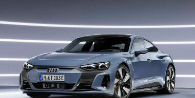 Новый седан Audi e-tron GT сделали из Porsche