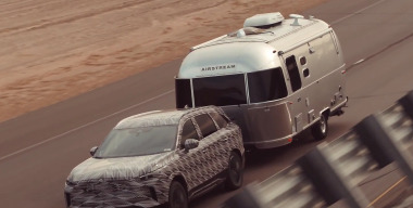 Кроссовер Infiniti QX60 второго поколения показали на видео