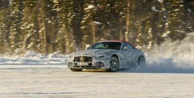 Новый Mercedes-AMG SL готовится к премьере