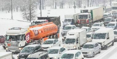 Зачем на самом деле власти ограничивают движение грузовиков по МКАД