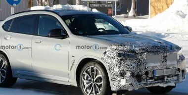 Обновленный кроссовер BMW X4 замечен на тестах