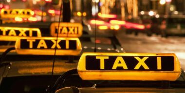 Почему таксисты массово отказываются работать по ночам