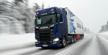 Scania вывела на дороги «грузовики будущего»