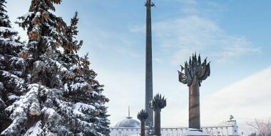 «Моторы войны-2021»: совесткие внедорожники против ядерного удара