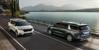 Объявлена точная дата начала продаж в России нового Kia Carnival