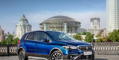 За что любят и ненавидят кроссовер Suzuki SX4