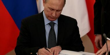 Путин в несколько раз ужесточил наказание за неповиновение сотруднику ГИБДД