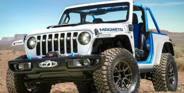 Jeep удивил четырьмя «пасхальными» внедорожниками