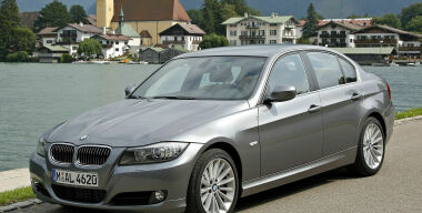 BMW бесплатно отремонтирует старенькие «трешки»