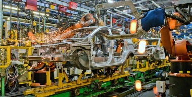 Новинки, которыми удивит российский автопром в 2021 году