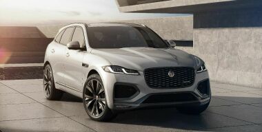 Jaguar открывает в России продажи нового F-Pace