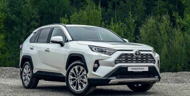 5 кроссоверов в России, к которым интерес то падает, то растет