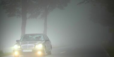 Когда ближний свет освещает дорогу лучше, чем дальний