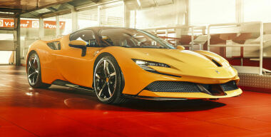 Ferrari SF90 Stradale можно купить со скидкой 7000000 рублей