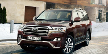 Россиянин спустя четыре года поймал угонщиков своего Toyota Land Cruiser