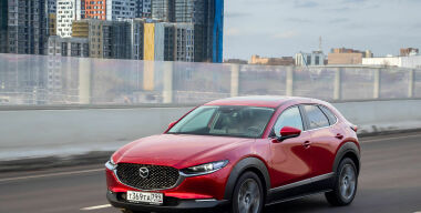 Объявлены российские цены на кроссовер Mazda CX-30