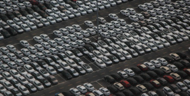 Мировой автомобильный рынок продолжает падать