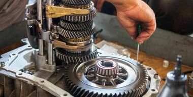 Почему механическая коробка передач разорит водителя быстрее, чем «автомат»