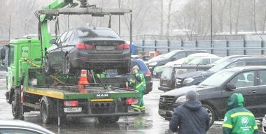 Почему муниципальные депутаты Москвы поддерживают расширение зоны платной парковки