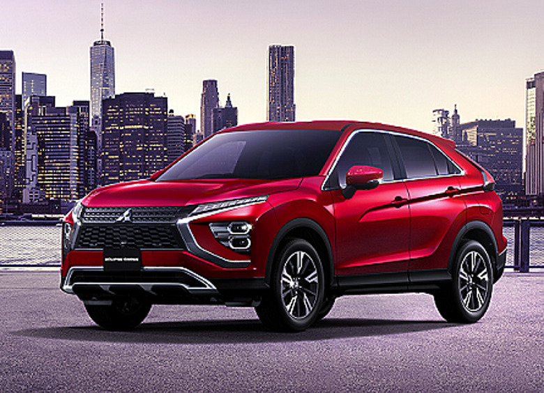 Изображение За новым кроссовером Mitsubishi Eclipse Cross выстроились очереди